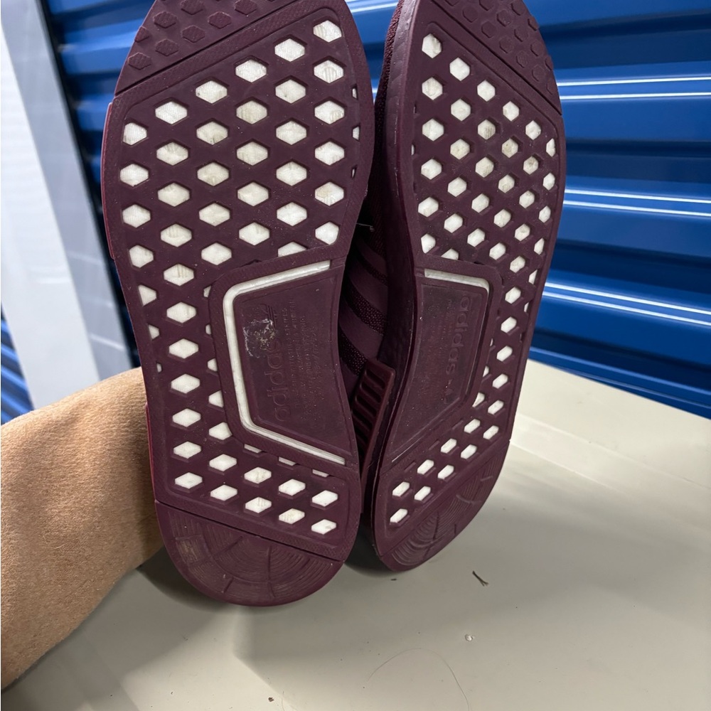 Adidas - Picture 2 of 4